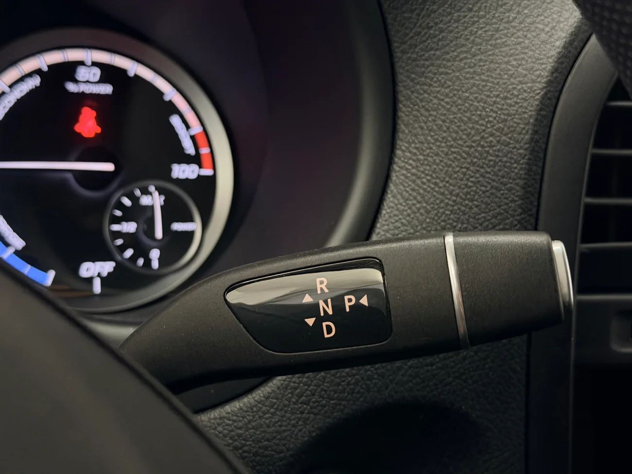 Mercedes-Benz eVito Tourer 129 3.5t CCS 2xSidodörr Inredd Kamera 3-sits 204hk – bild 20 av 27
