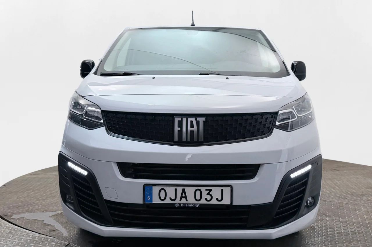 Fiat E-Scudo 75 kWh L3 Lång 3-sits Pekskärm Farthållare MOMS – bild 2 av 26