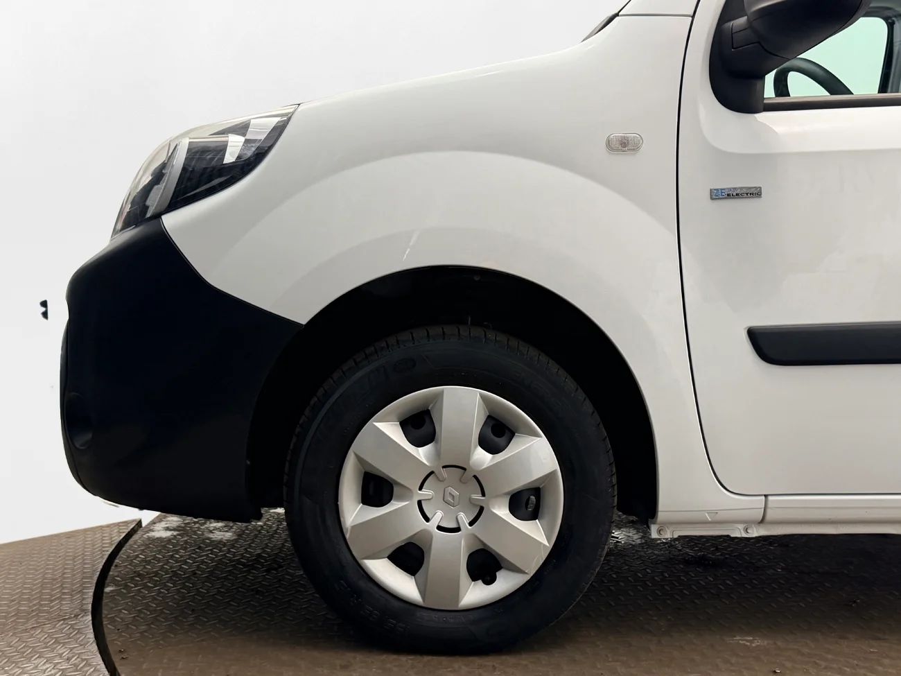 Renault Kangoo ZE 33 kWh Köpt batteri Värmare P-Sens MOMS – bild 11 av 24