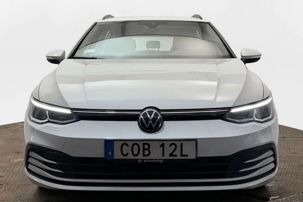 Volkswagen Golf SC 2.0 TDI Aut Drag Kamera Cockpit Värmare MOMS – bild 2 av 34