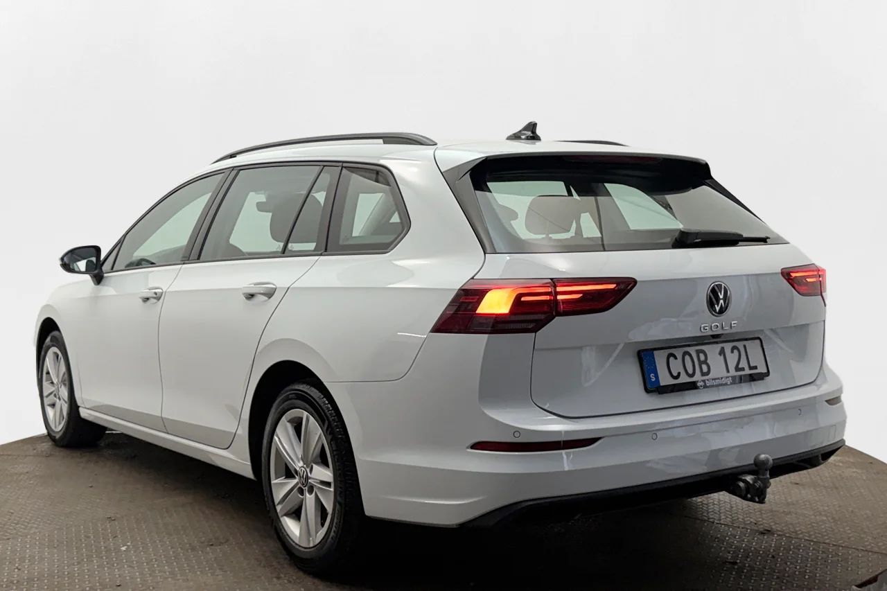 Volkswagen Golf SC 2.0 TDI Aut Drag Kamera Cockpit Värmare MOMS – bild 8 av 34