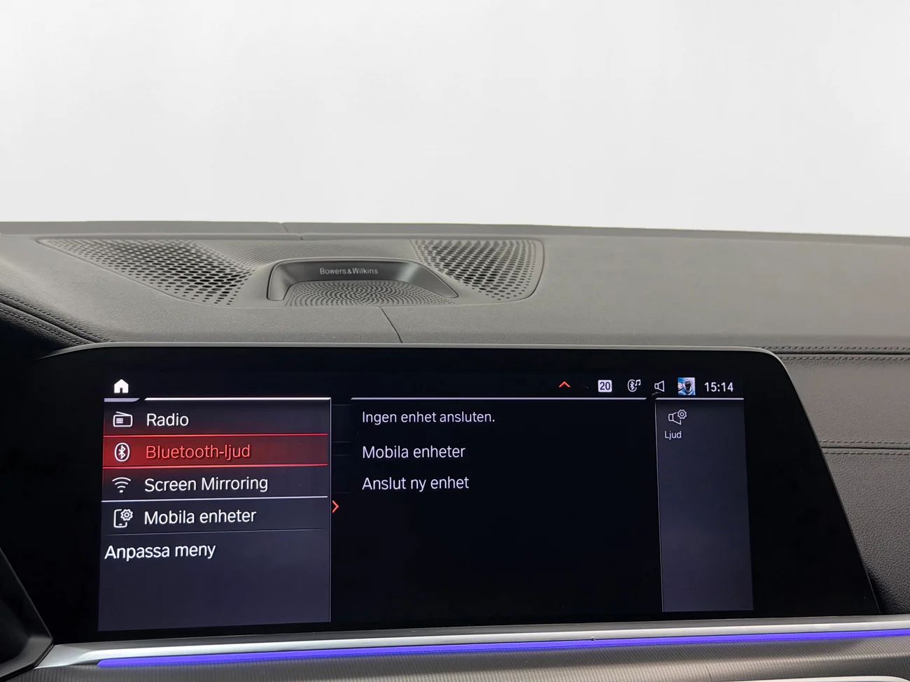 BMW X5 xDrive40d M Sport Drag Pano Värmare 360° HUD B&W 340hk – bild 29 av 36