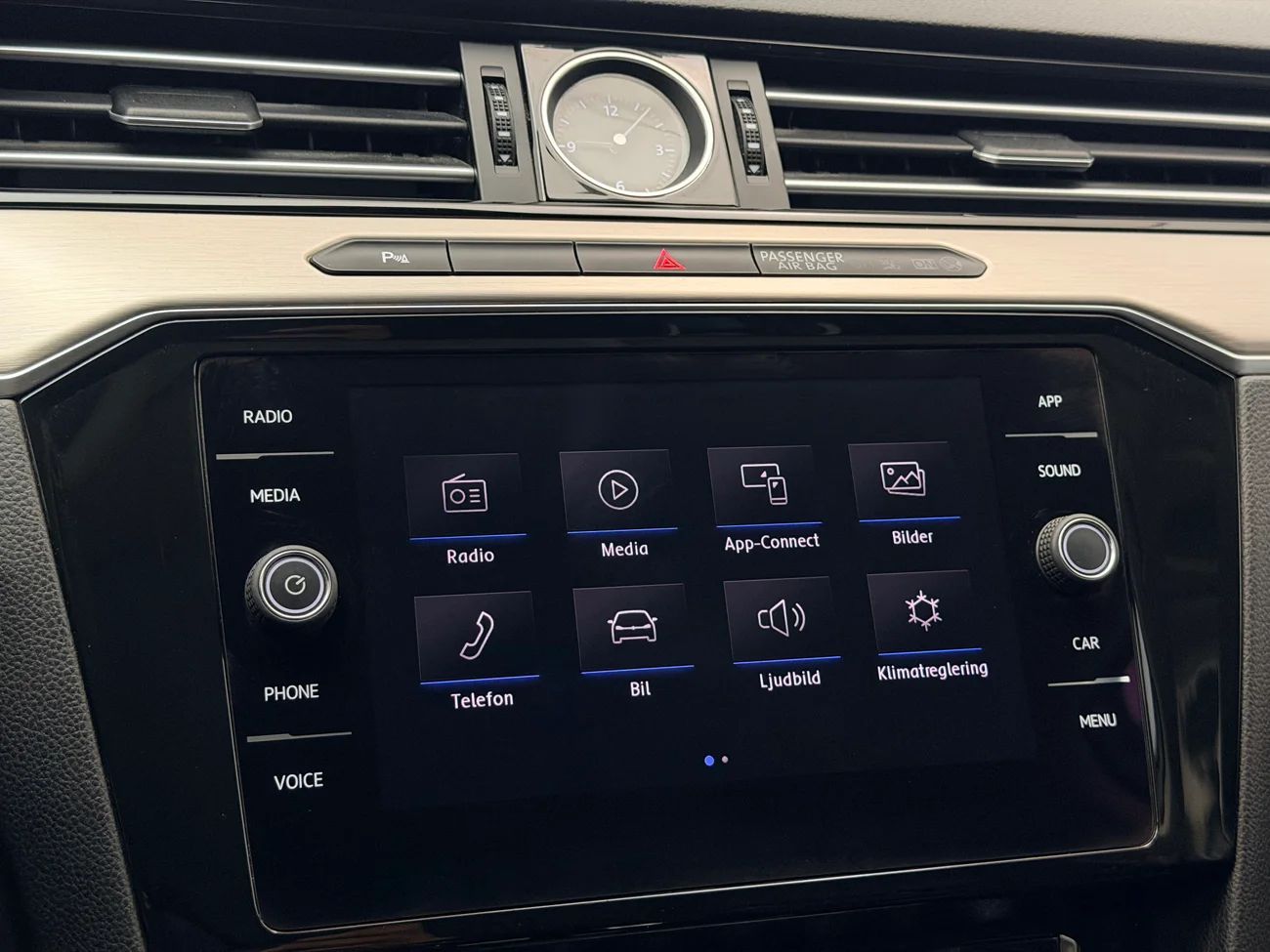Volkswagen Passat Alltrack 2.0 4M Executive Drag Cockpit Läder Kamera Värmare – bild 24 av 35