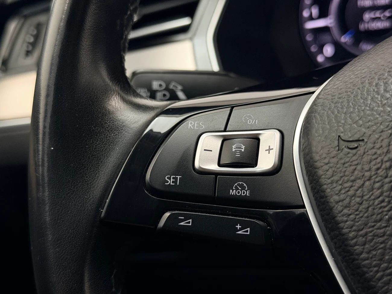 Volkswagen Passat Alltrack 2.0 4M Executive Drag Cockpit Läder Kamera Värmare – bild 18 av 35