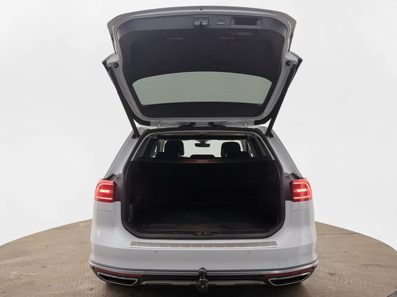 Volkswagen Passat Alltrack 2.0 4M Executive Drag Cockpit Läder Kamera Värmare – bild 6 av 35