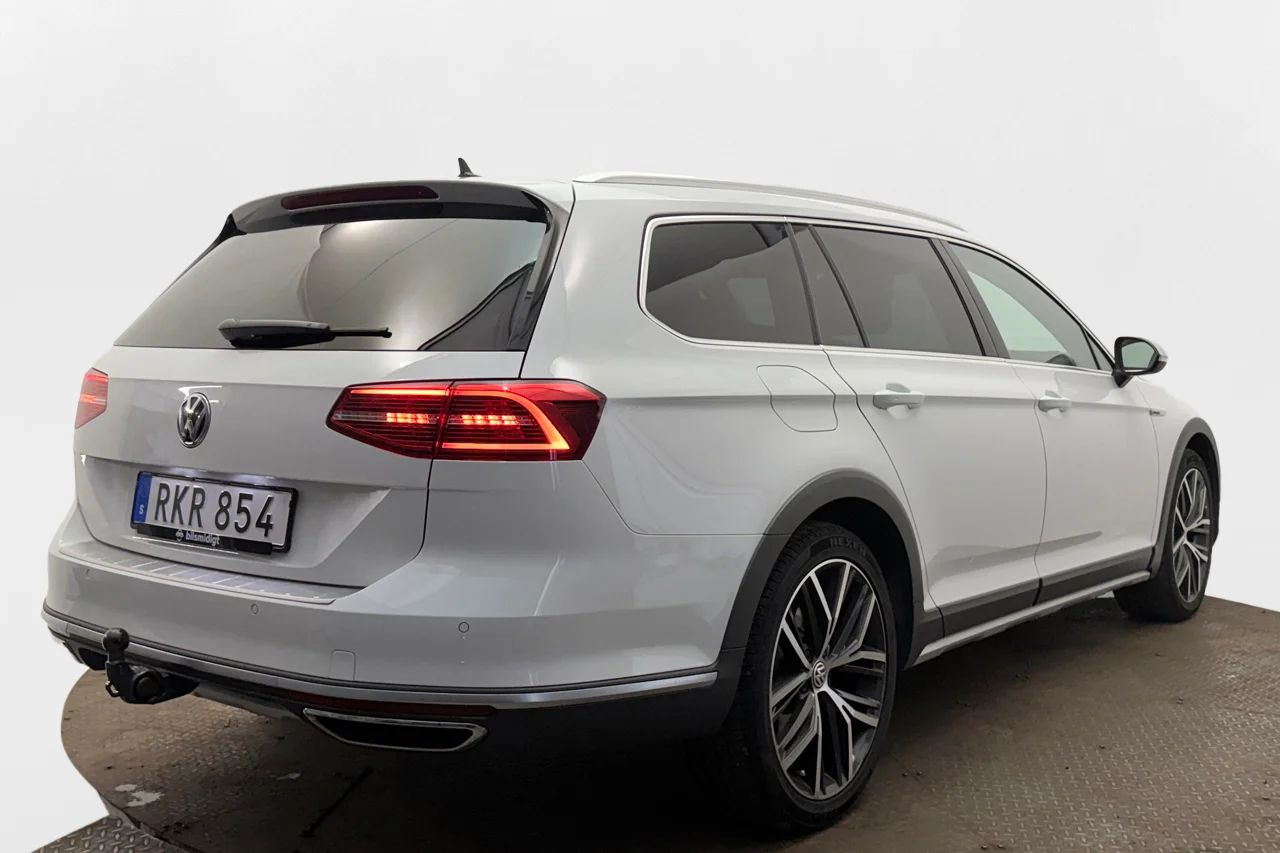 Volkswagen Passat Alltrack 2.0 4M Executive Drag Cockpit Läder Kamera Värmare – bild 5 av 35