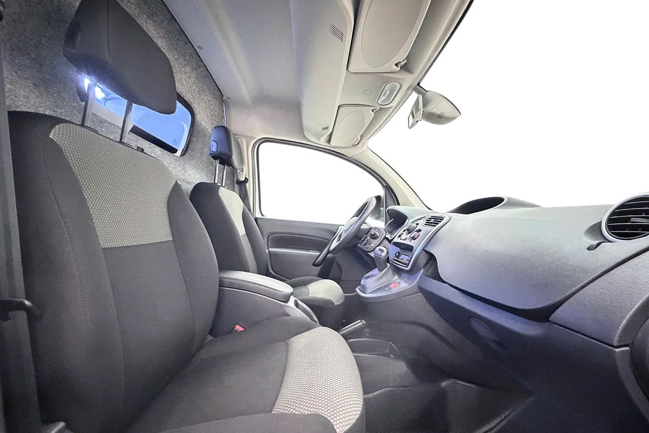 Renault Kangoo ZE 33 kWh Köpt batteri Värmare 60hk – bild 17 av 22