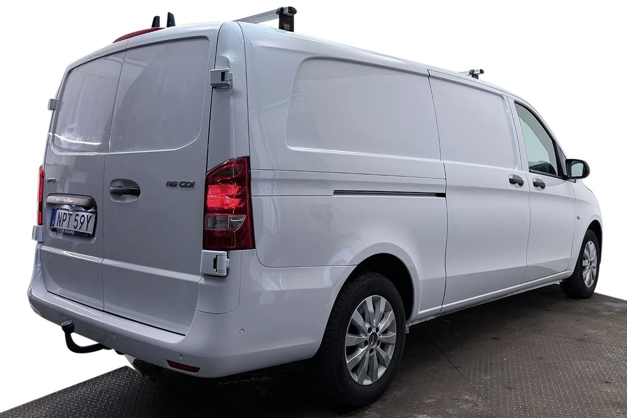 Mercedez-Benz Vito 116 CDI 2.8t L3 Extra Lång Drag Inredd Navigation Kamera Läder 3-sits – bild 5 av 27