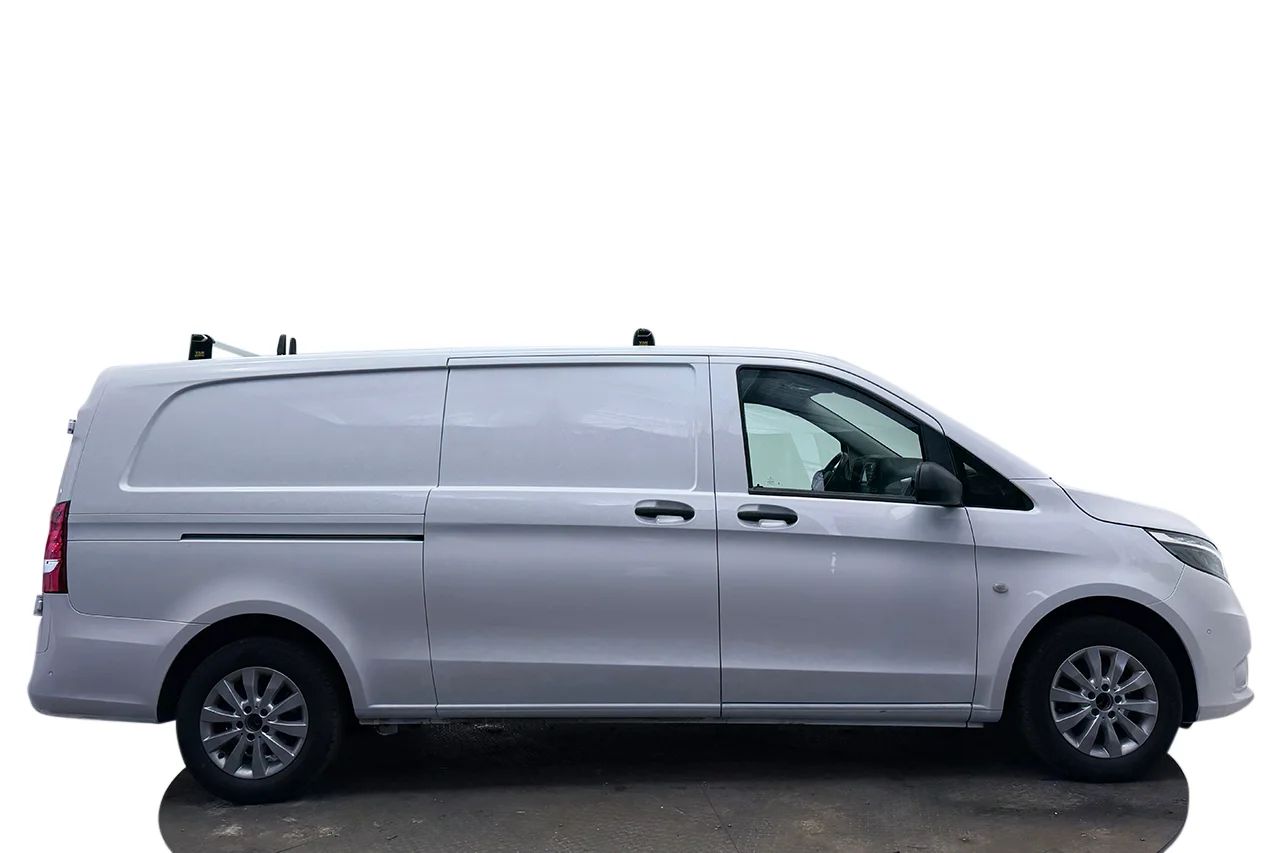 Mercedez-Benz Vito 116 CDI 2.8t L3 Extra Lång Drag Inredd Navigation Kamera Läder 3-sits – bild 4 av 27