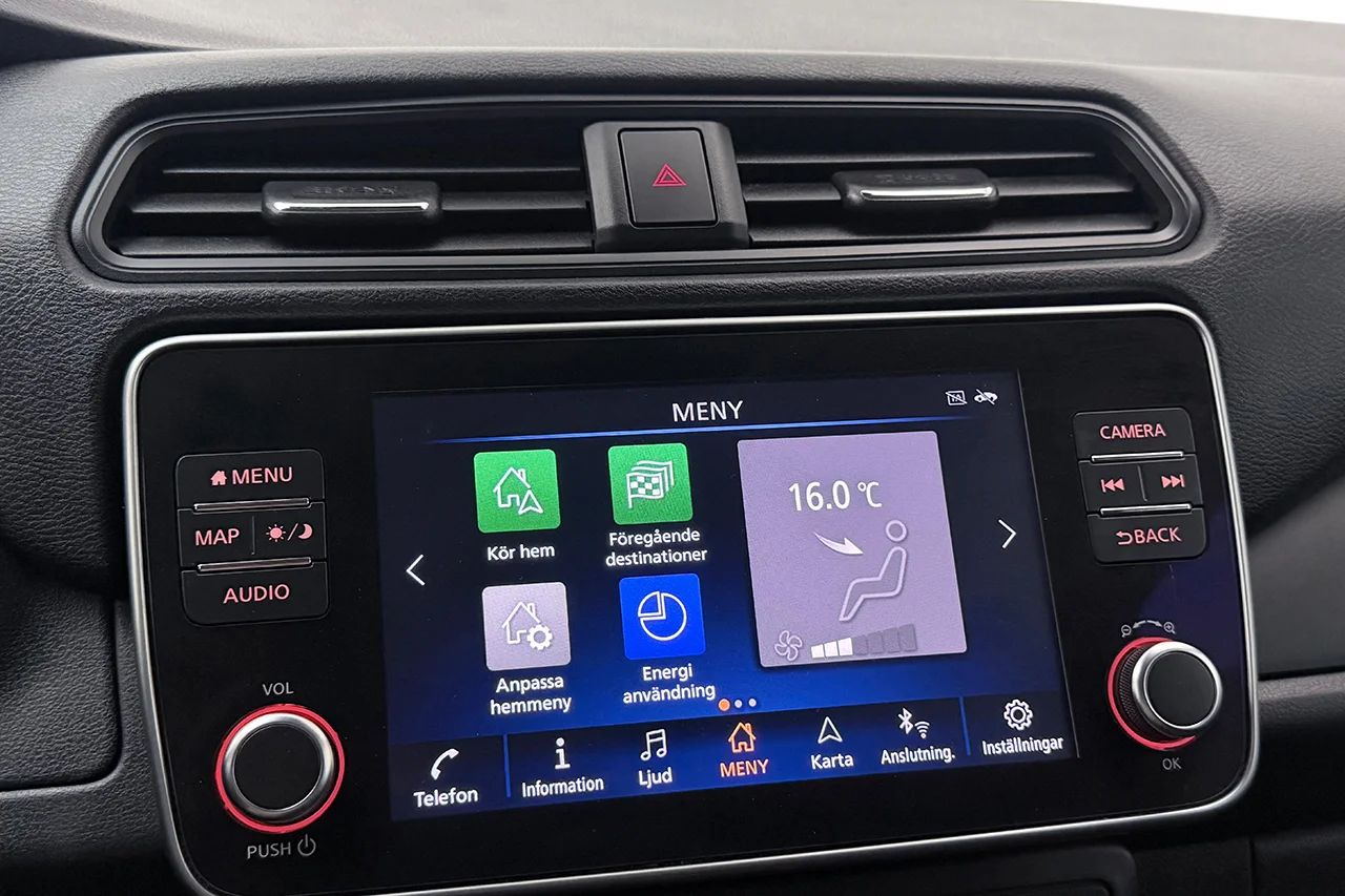 Nissan Leaf 40 kWh Acenta Navi Värmare Rattvärme 150hk – bild 23 av 31
