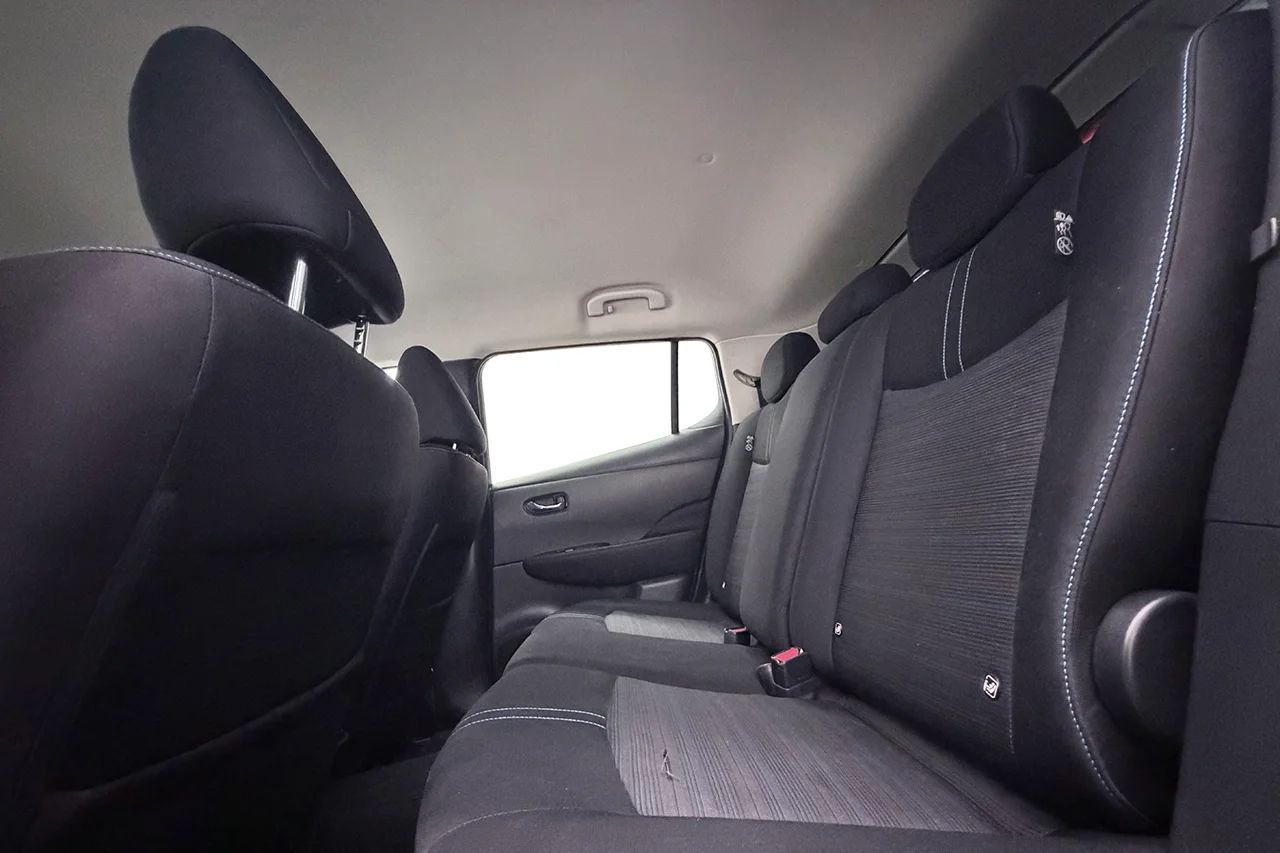 Nissan Leaf 40 kWh Acenta Navi Värmare Rattvärme 150hk – bild 14 av 31