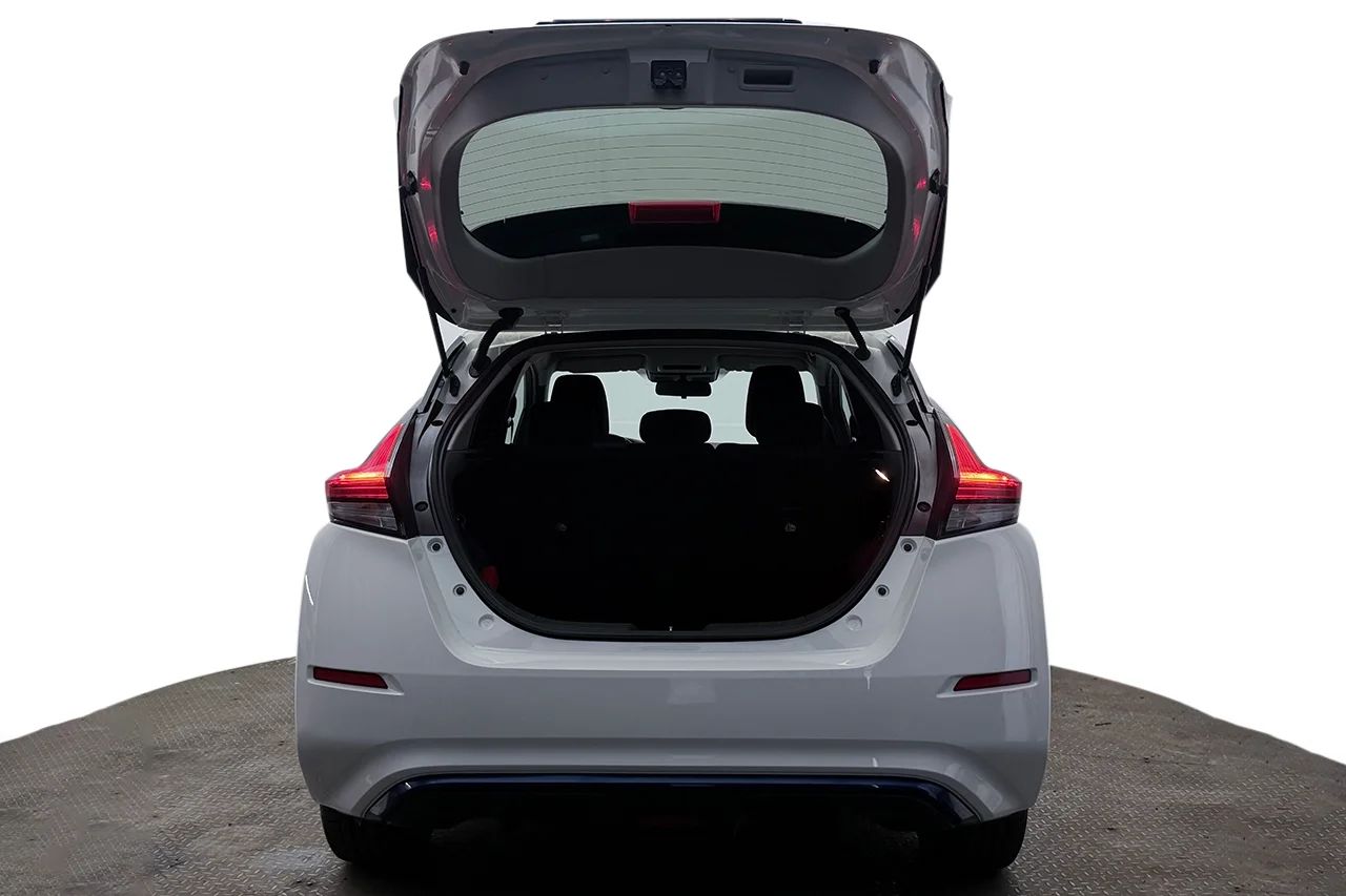 Nissan Leaf 40 kWh Acenta Navi Värmare Rattvärme 150hk – bild 8 av 31