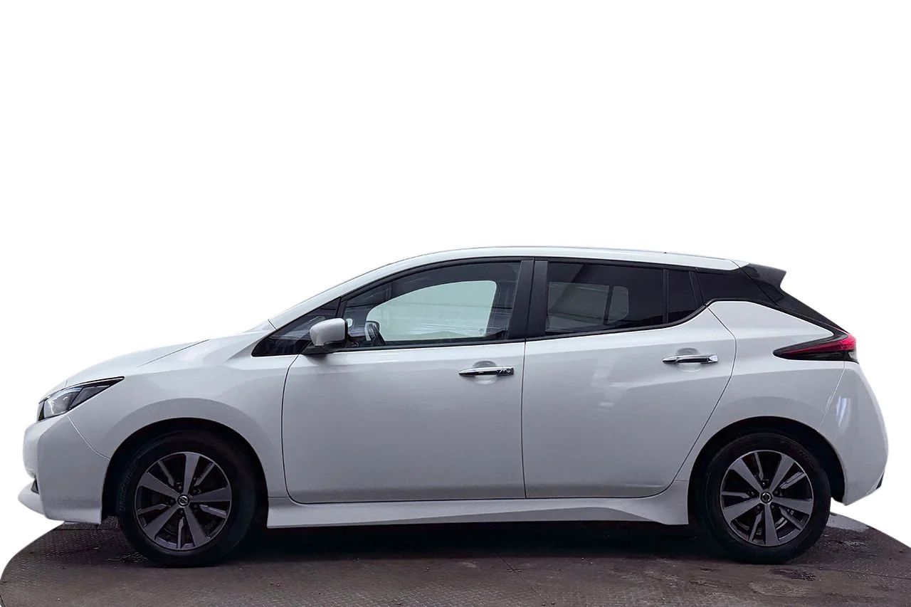 Nissan Leaf 40 kWh Acenta Navi Värmare Rattvärme 150hk – bild 10 av 31