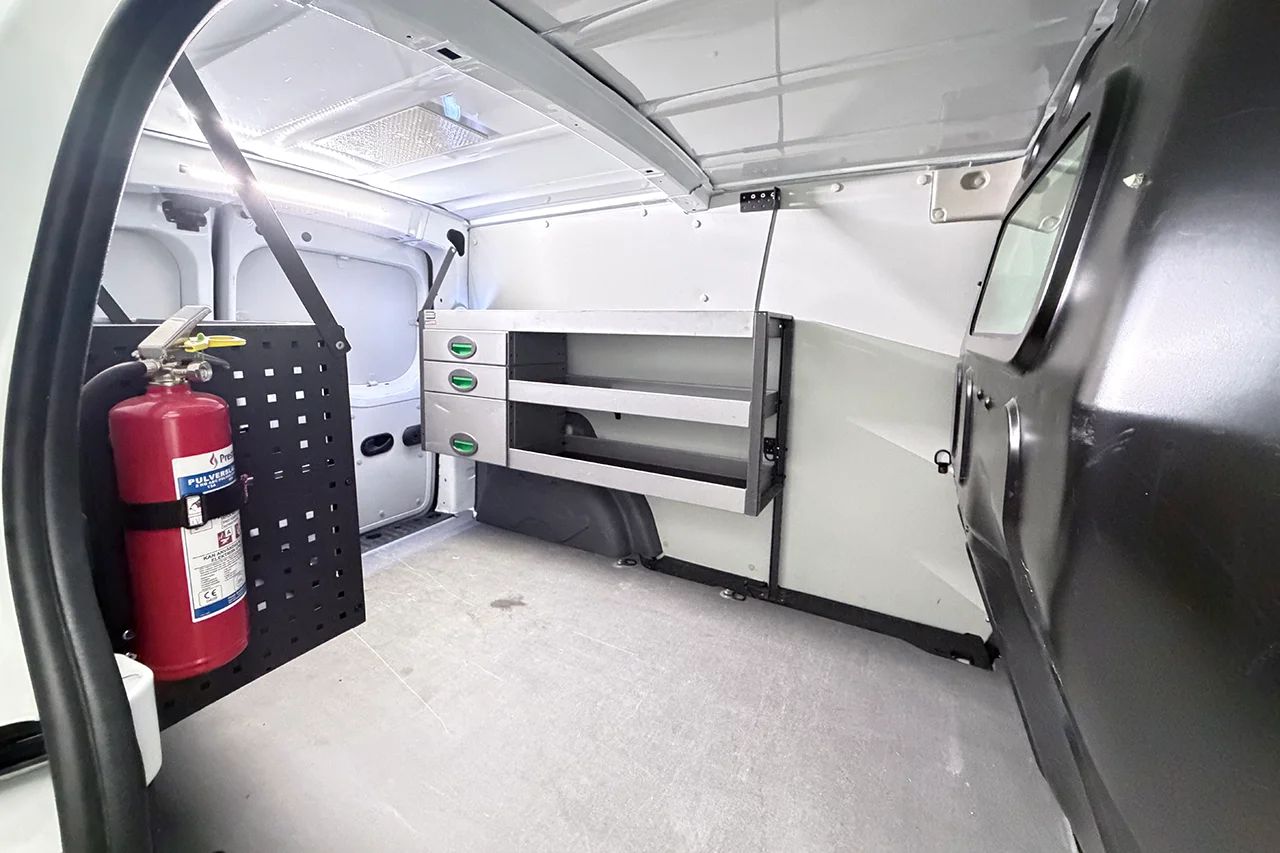 Renault Kangoo ZE Maxi 33 kWh Köpt batteri Inredd Värmare P-Sens MOMS – bild 10 av 22