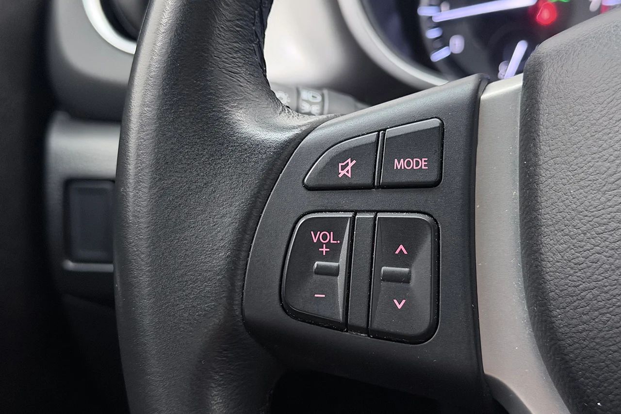 Suzuki Vitara Hybrid CNG AllGrip Select Kamera P-Sens Värmare 126hk – bild 17 av 28