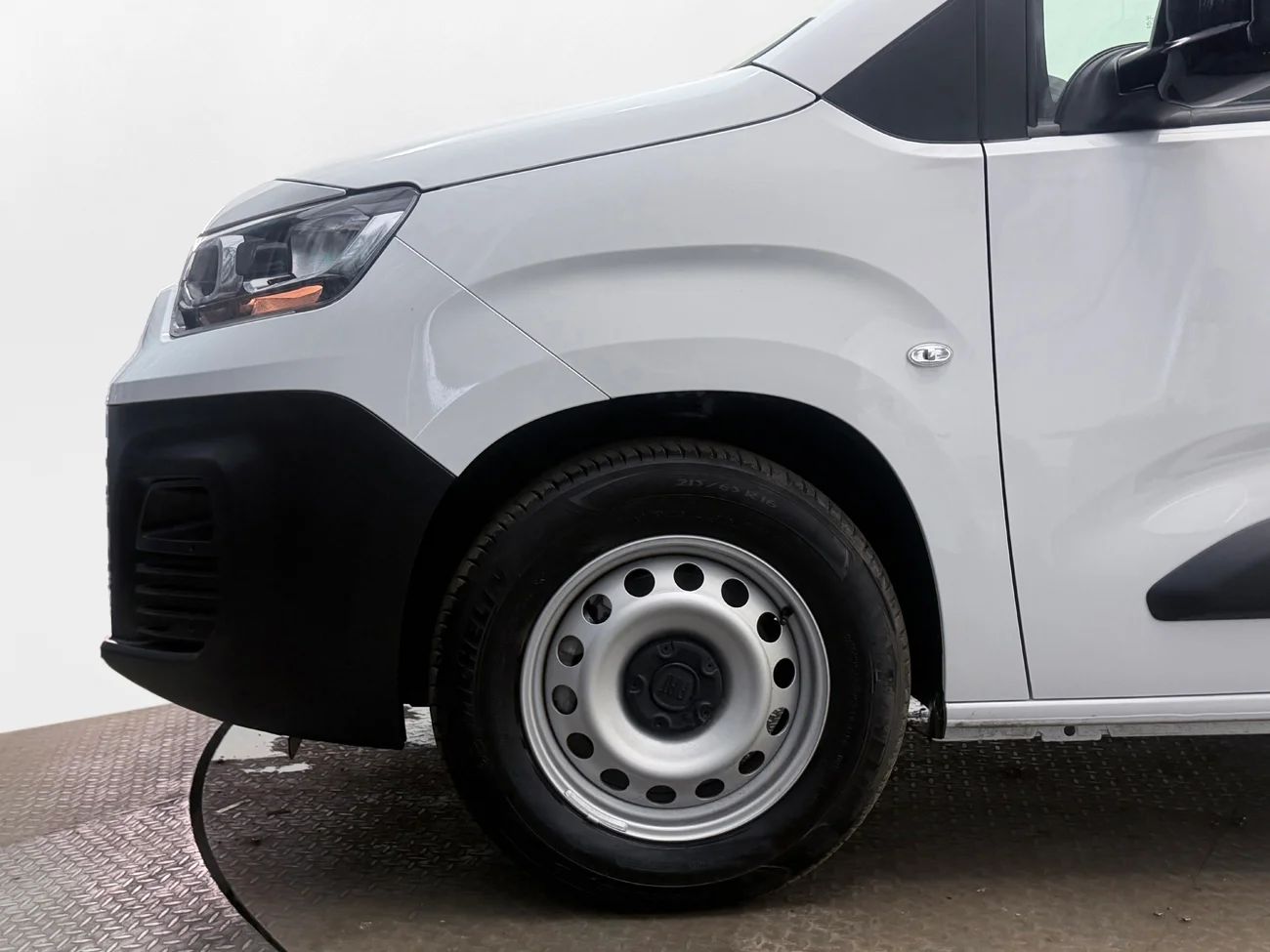 Fiat Doblò E Skåp L1 Plus 2xSidodörr CCS Navi Kamera ENDAST 5 MIL – bild 10 av 28