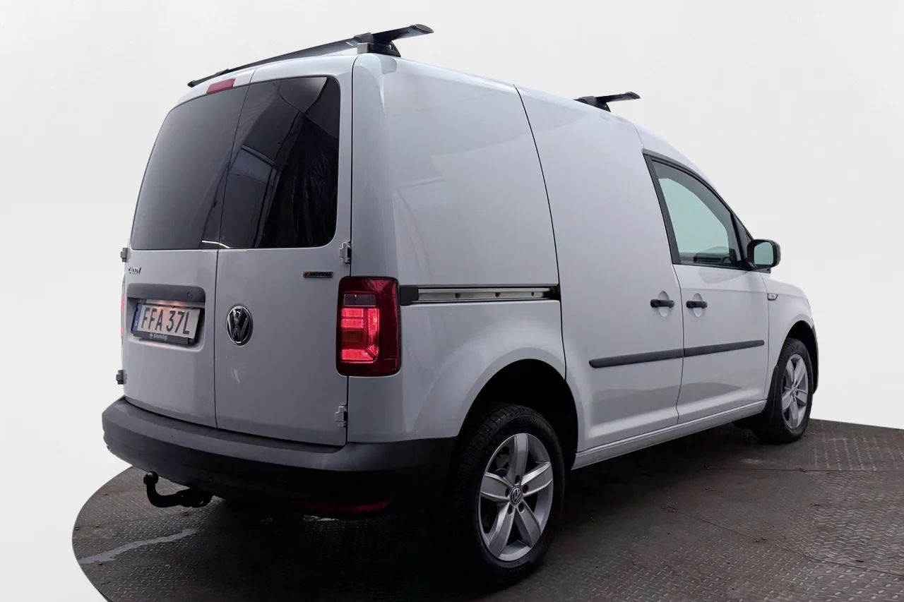 Volkswagen Caddy Skåp 2.0 TDI 4M Aut Drag P-Sens LED-ramp MOMS 150hk – bild 5 av 25