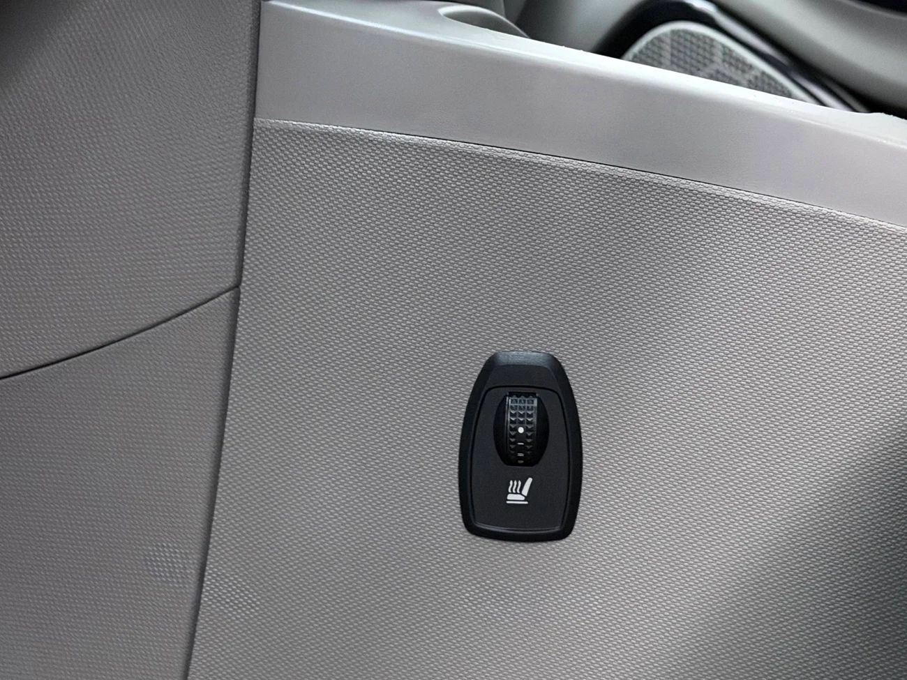 Renault Zoe R240 22 kWh Batterihyra Navi Kamera Värmare 88hk – bild 26 av 27