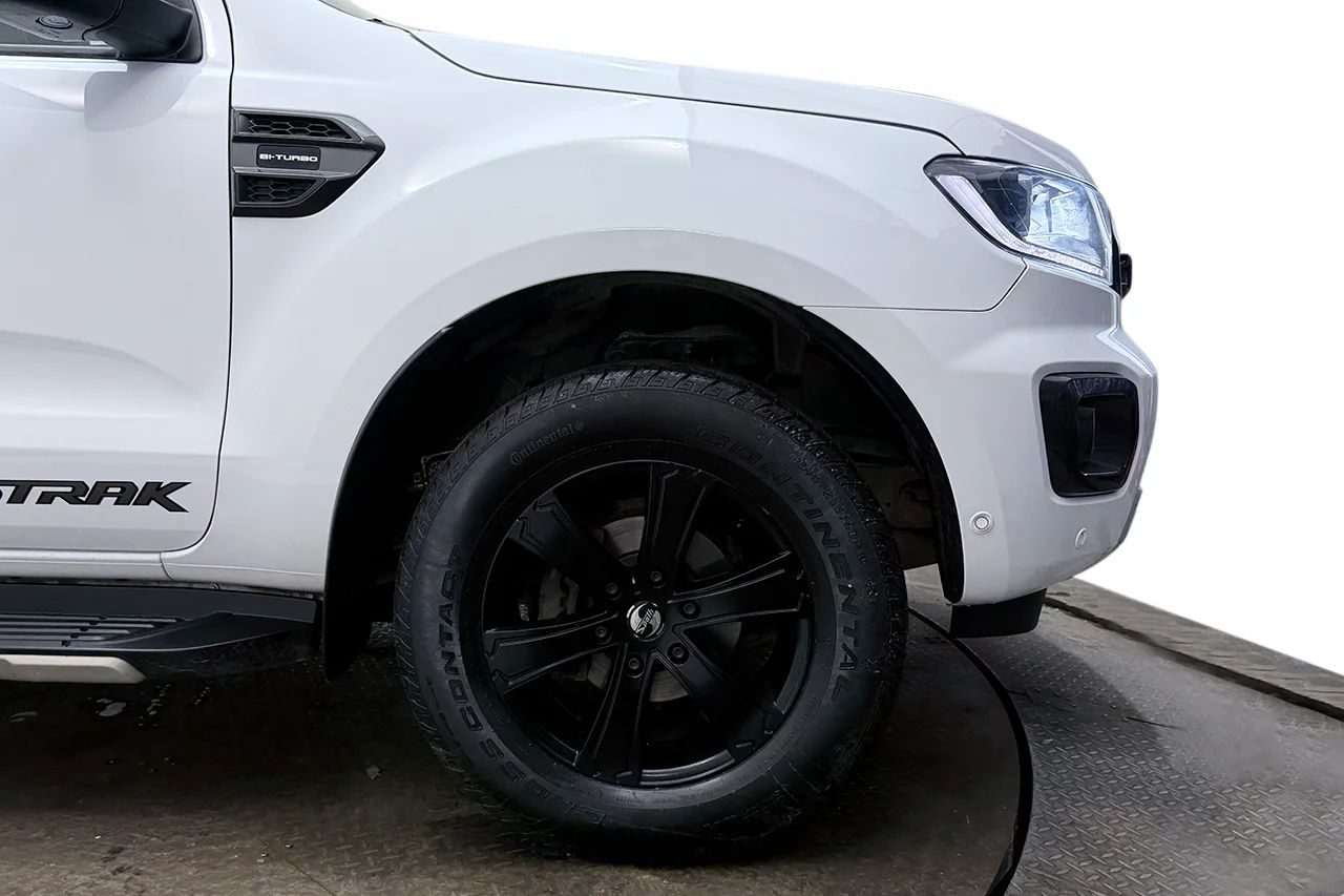 Ford Ranger Dubbelhytt 2.0 Bi-Turbo Wildtrak Drag Läder Navi Kamera Värmare 213hk – bild 4 av 31