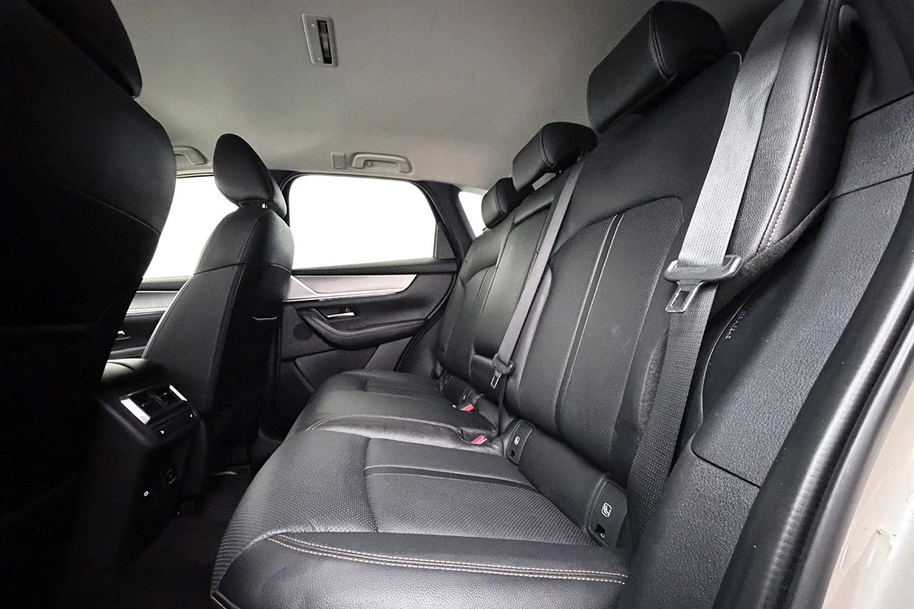 Mazda CX-60 3.3 SKYACTIV-D AWD Homura Läder Navi 360° Cockpit BOSE 254hk – bild 15 av 35