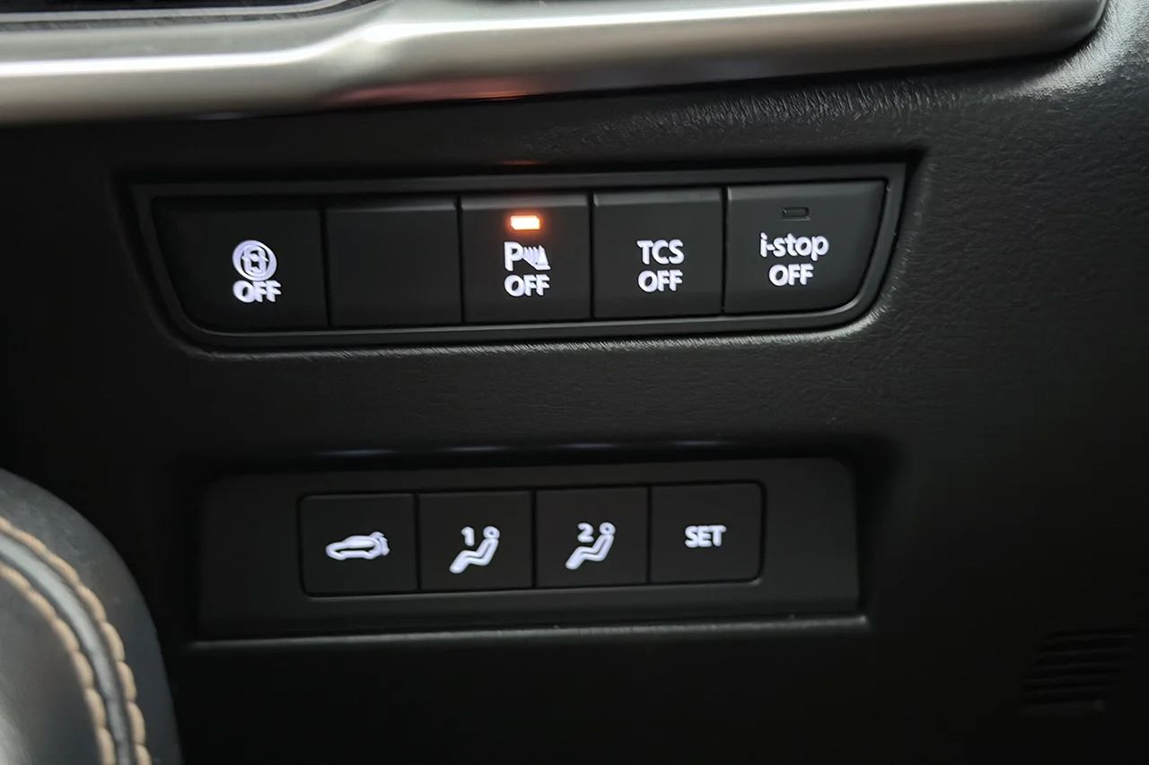Mazda CX-60 3.3 SKYACTIV-D AWD Homura Läder Navi 360° Cockpit BOSE 254hk – bild 30 av 35