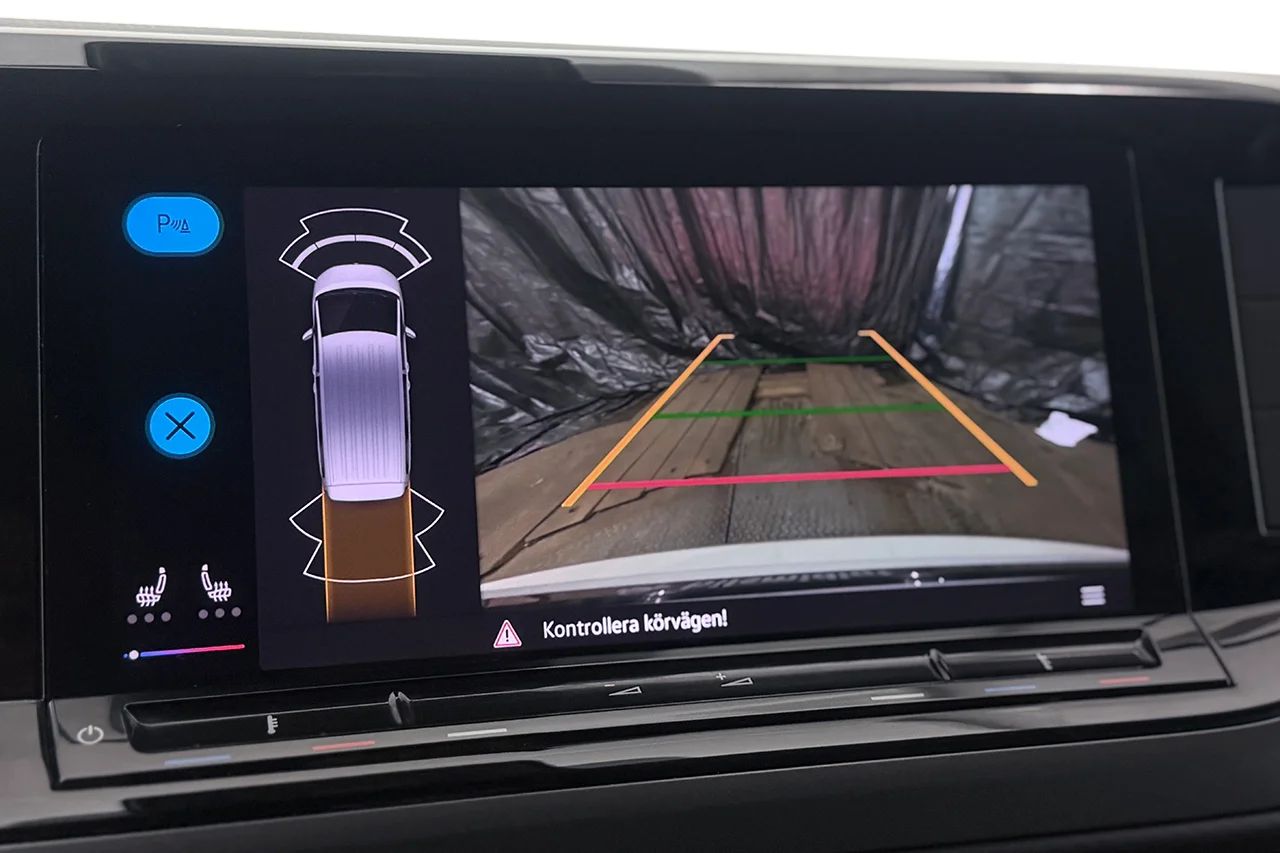 Volkswagen Multivan eHybrid 1.4 TSI 7-sits Drag Kamera Värmare MOMS 218hk – bild 24 av 39