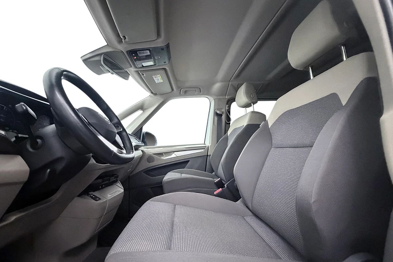 Volkswagen Multivan eHybrid 1.4 TSI 7-sits Drag Kamera Värmare MOMS 218hk – bild 11 av 39