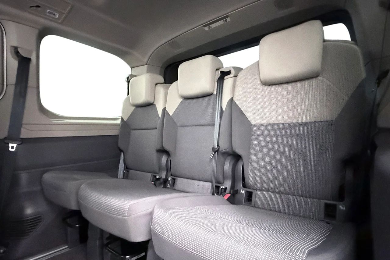 Volkswagen Multivan eHybrid 1.4 TSI 7-sits Drag Kamera Värmare MOMS 218hk – bild 14 av 39