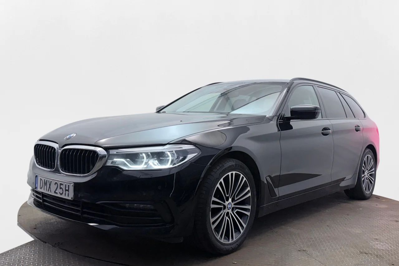 BMW 520d xDrive Touring Sport Line Aut Drag Navi Kamera Cockpit 190hk