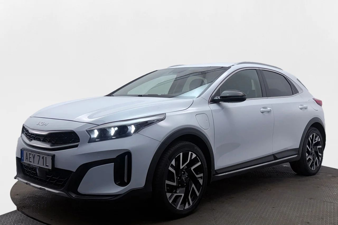 Kia XCeed Plug-in Advance Plus Navi Kamera Cockpit MOMS 141hk