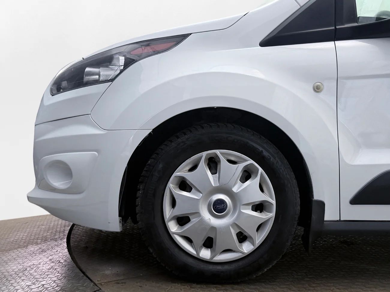 Ford Transit Connect 230 LWB 1.5 Drag Inredd 3-sits MOMS 100hk – bild 10 av 24