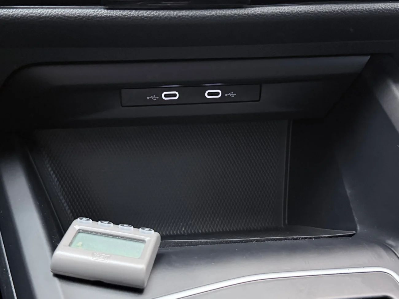 Volkswagen Golf 1.5 TGI Aut CNG Cockpit Kamera P-Sens AdaptivFH Värmare – bild 28 av 33