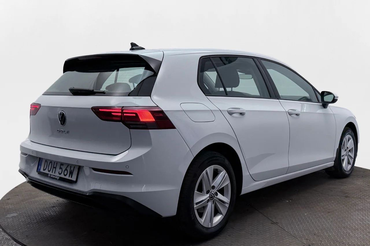 Volkswagen Golf 1.5 TGI Aut CNG Cockpit Kamera P-Sens AdaptivFH Värmare – bild 5 av 33