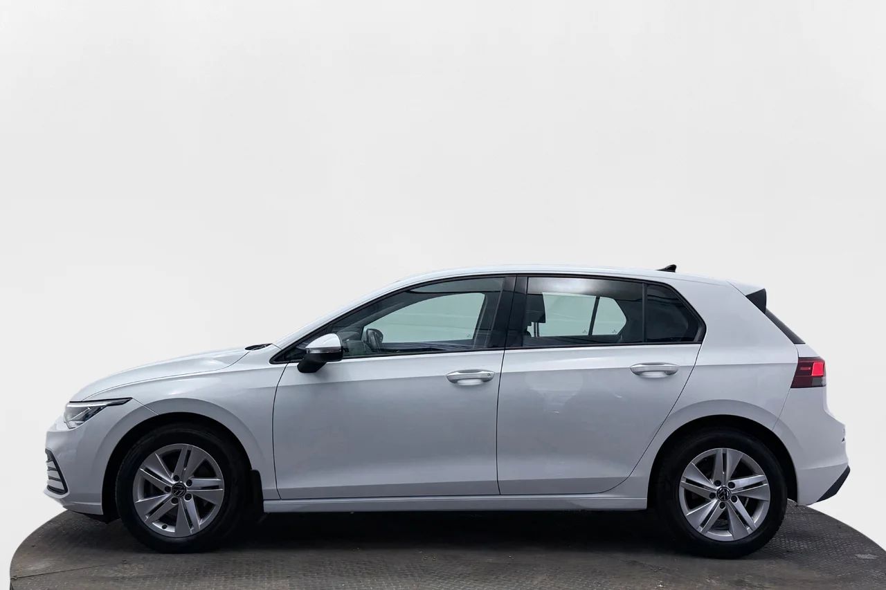 Volkswagen Golf 1.5 TGI Aut CNG Cockpit Kamera P-Sens AdaptivFH Värmare – bild 9 av 33