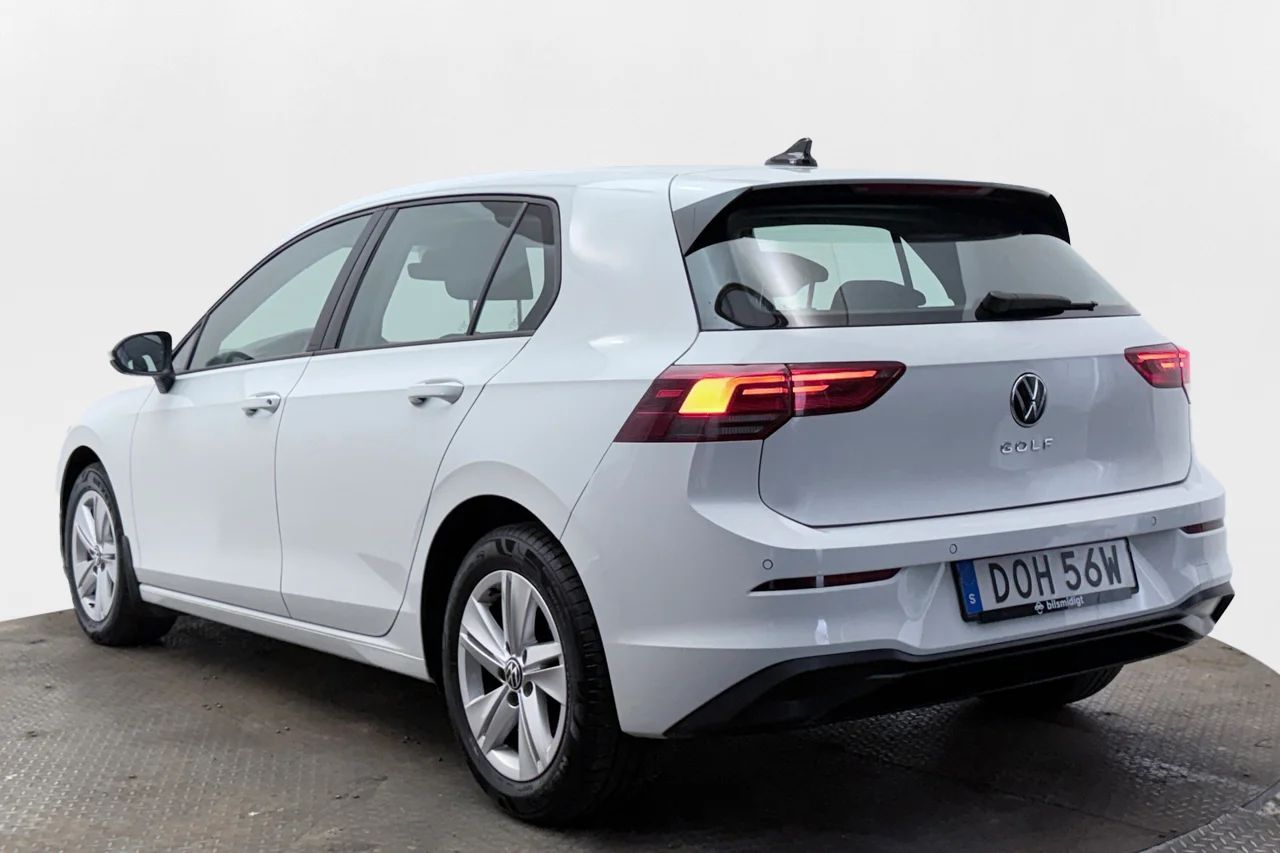 Volkswagen Golf 1.5 TGI Aut CNG Cockpit Kamera P-Sens AdaptivFH Värmare – bild 8 av 33