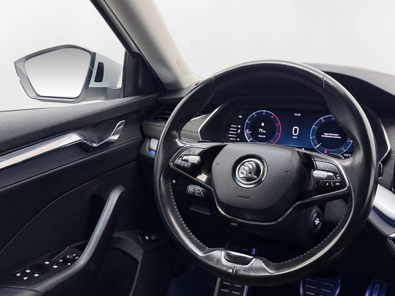Skoda Octavia Scout 2.0 TDI 4x4 Drag Cockpit Kamera Värmare LED-ramp MOMS 200hk – bild 15 av 33