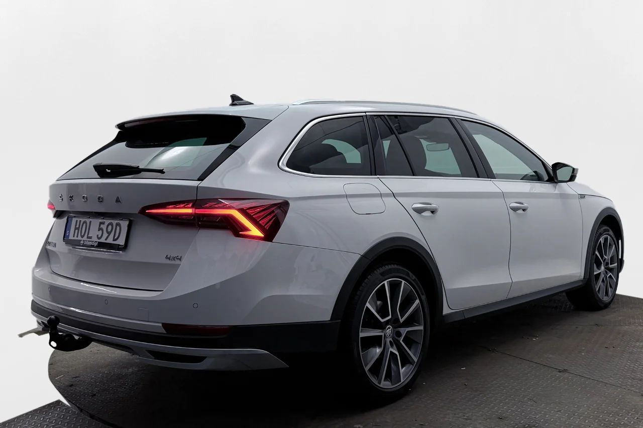 Skoda Octavia Scout 2.0 TDI 4x4 Drag Cockpit Kamera Värmare LED-ramp MOMS 200hk – bild 5 av 33