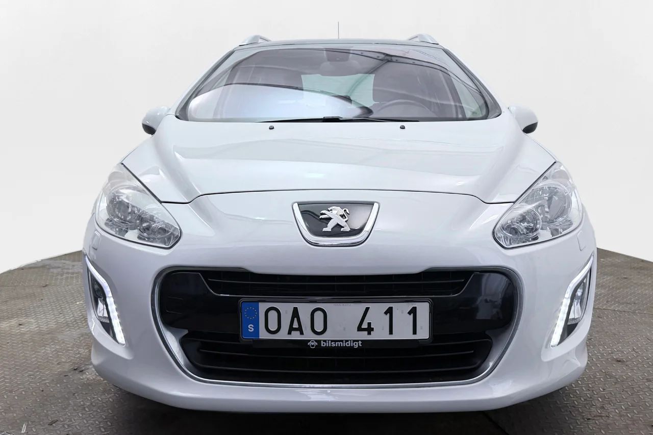 Peugeot 308 SW 1.6 Aut Pano P-Sens Kamkedja LÅGMIL 120hk – bild 2 av 22