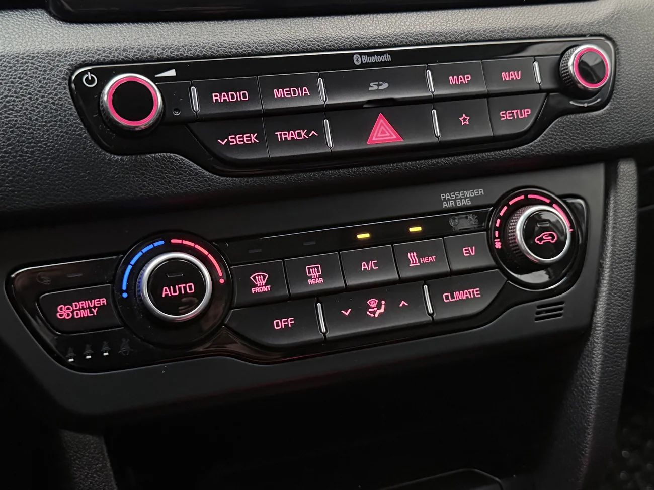 Kia e-Niro 64 kWh Advance Plus Läder Vent säten Kamera 204hk – bild 25 av 30