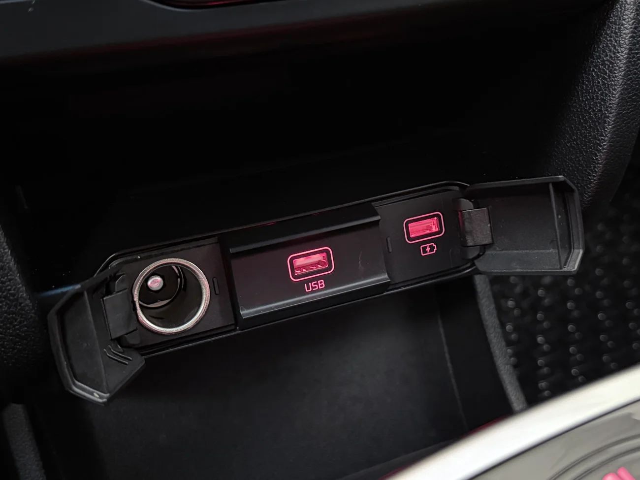 Kia e-Niro 64 kWh Advance Plus Läder Vent säten Kamera 204hk – bild 26 av 30
