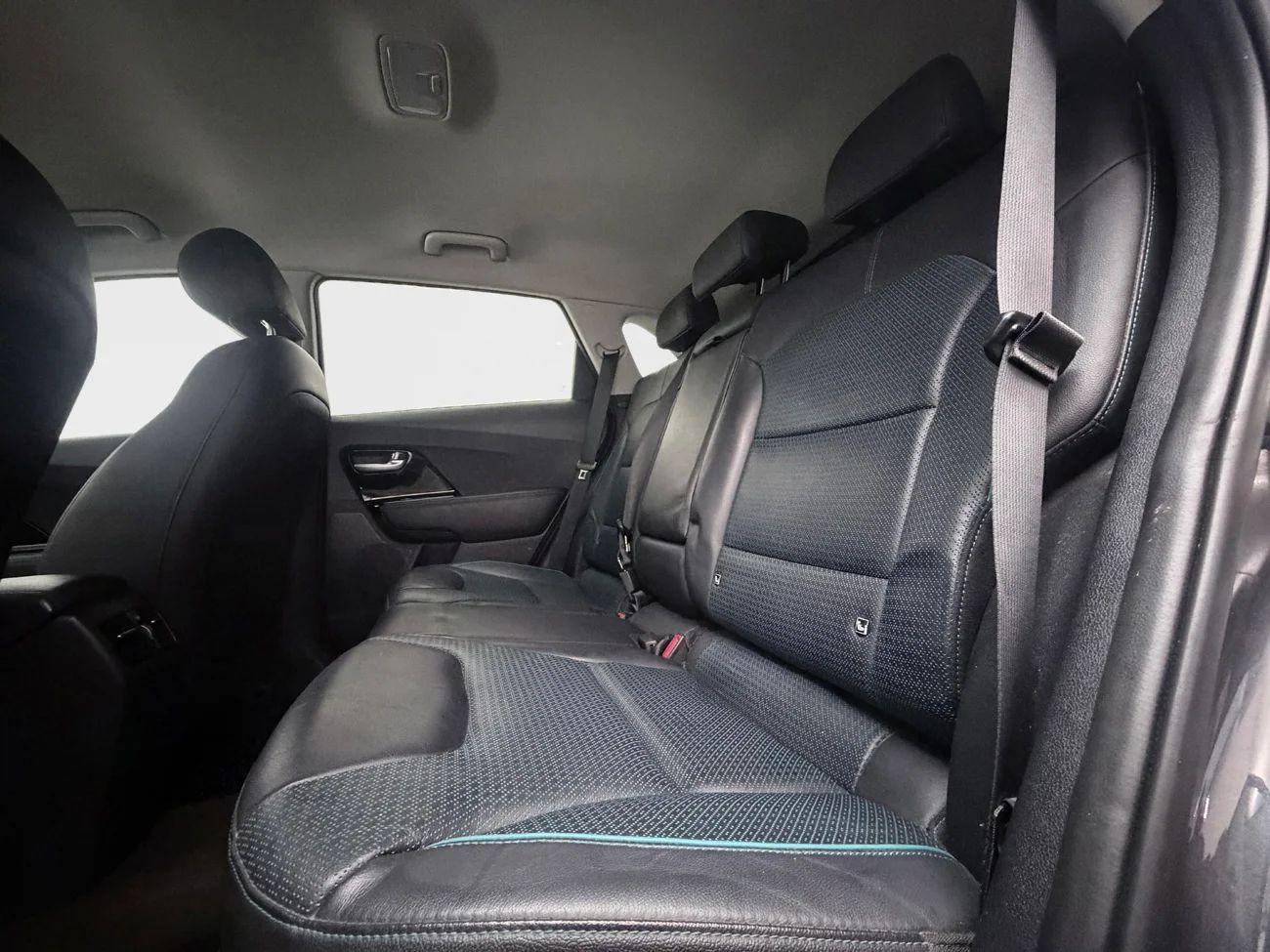 Kia e-Niro 64 kWh Advance Plus Läder Vent säten Kamera 204hk – bild 15 av 30