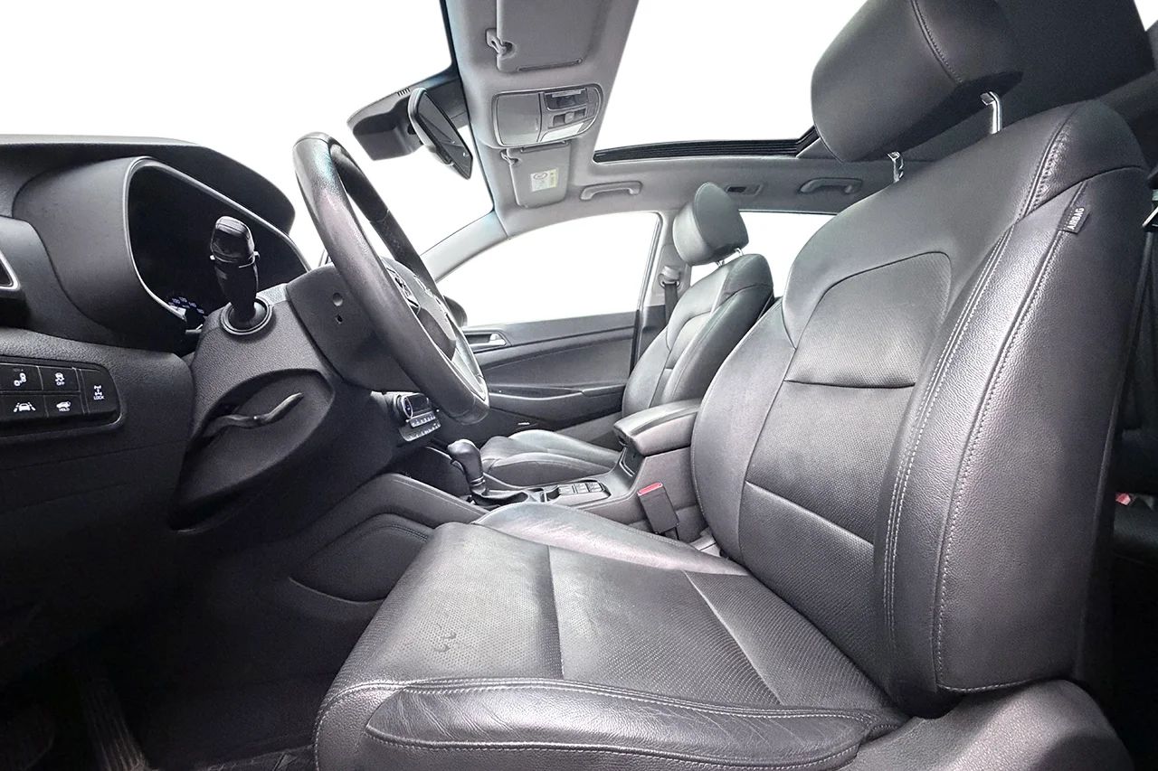 Hyundai Tucson 1.6 T-GDI 4WD Premium Pano Läder 360° Navi KRELL 177hk – bild 13 av 31