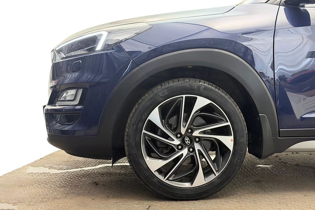 Hyundai Tucson 1.6 T-GDI 4WD Premium Pano Läder 360° Navi KRELL 177hk – bild 10 av 31