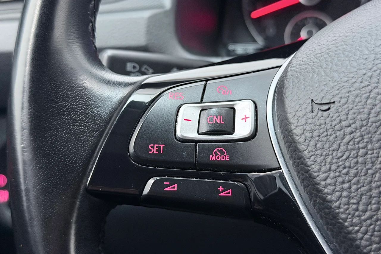 Volkswagen Caddy Skåp 1.4 TGI CNG Drag Inredd Kamera AppConnect MOMS – bild 18 av 27