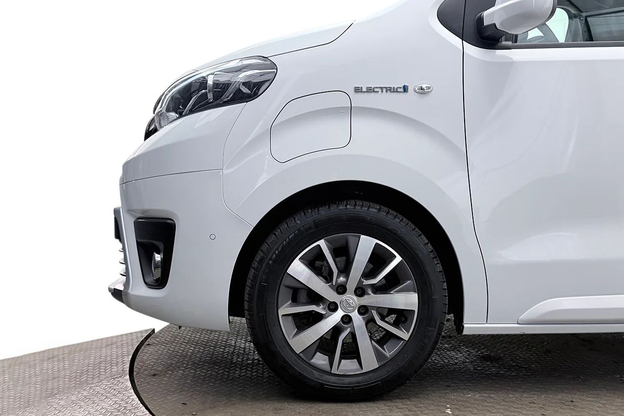 Toyota Proace Electric 75 kWh L2 Drag 2xSidodörr 3sits Navi MOMS – bild 8 av 26