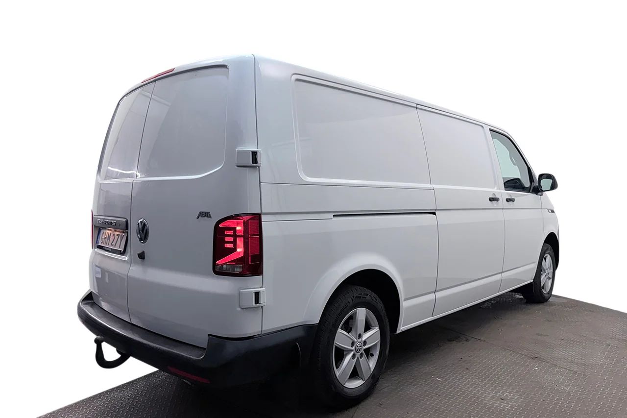 Volkswagen e-Transporter LWB 37.3 kWh Drag Inredd 3-sits CCS Kamera MOMS – bild 5 av 28