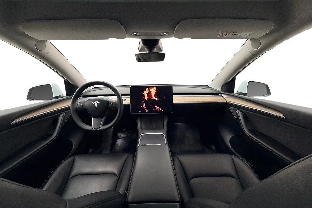 Tesla Model Y Long Range AWD Pano Kameror Premiumljud V-Pump MOMS 514hk – bild 14 av 32