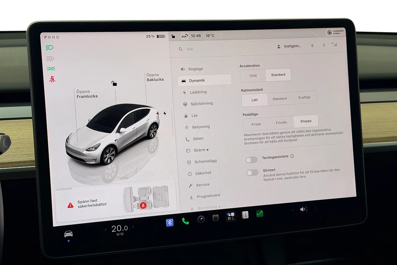 Tesla Model Y Long Range AWD Pano Kameror Premiumljud V-Pump MOMS 514hk – bild 23 av 32