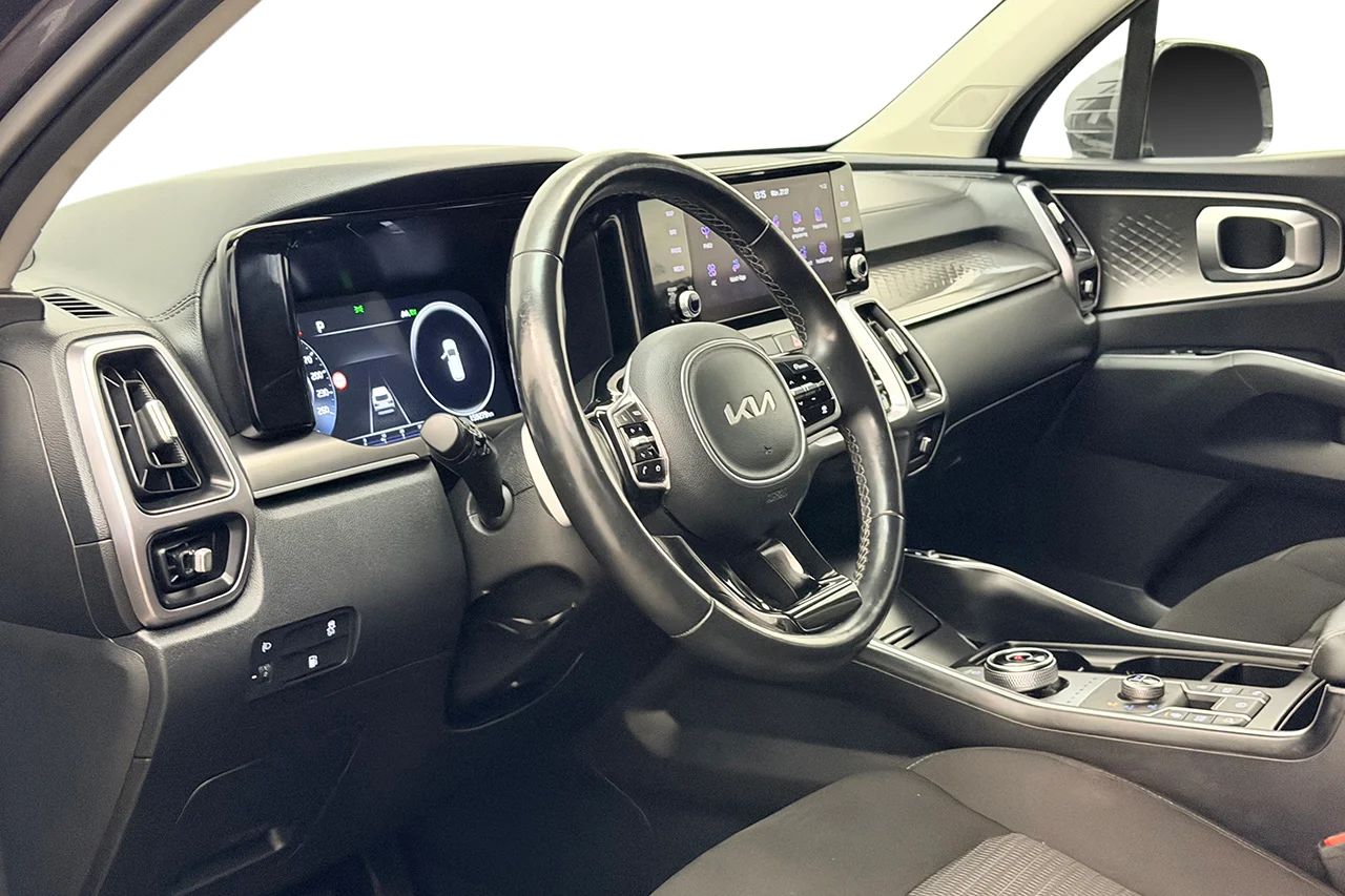 Kia Sorento PHEV AWD 7-sits Drag Navi Kamera MOMS 265hk – bild 12 av 32
