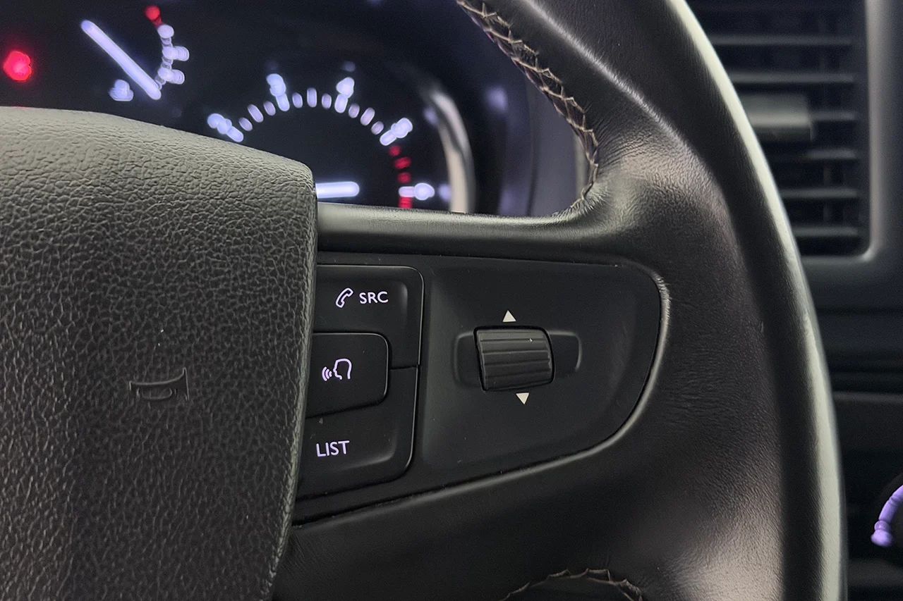 Peugeot Expert 2.0 L2 Drag Värmare P-Sens 3-sits MOMS 144hk – bild 18 av 23